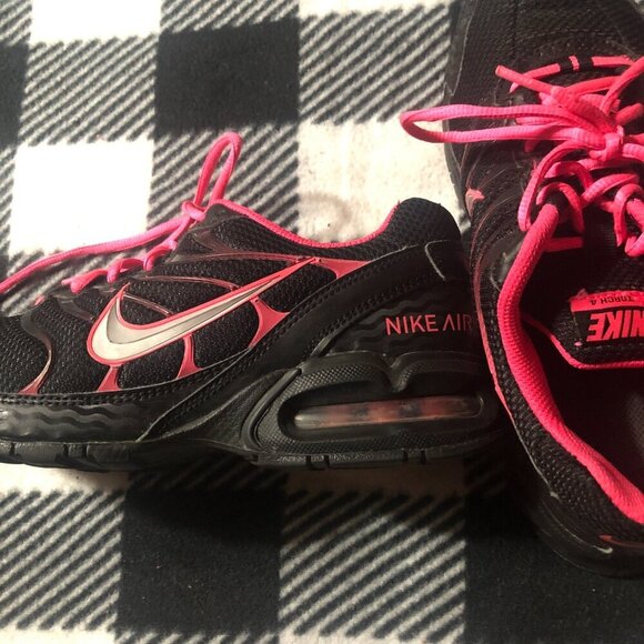 2014 Nike Air Max Torch 4 black and pink carbon rubber sole tennis shoes sz 7.5 - Picture 5 of 7